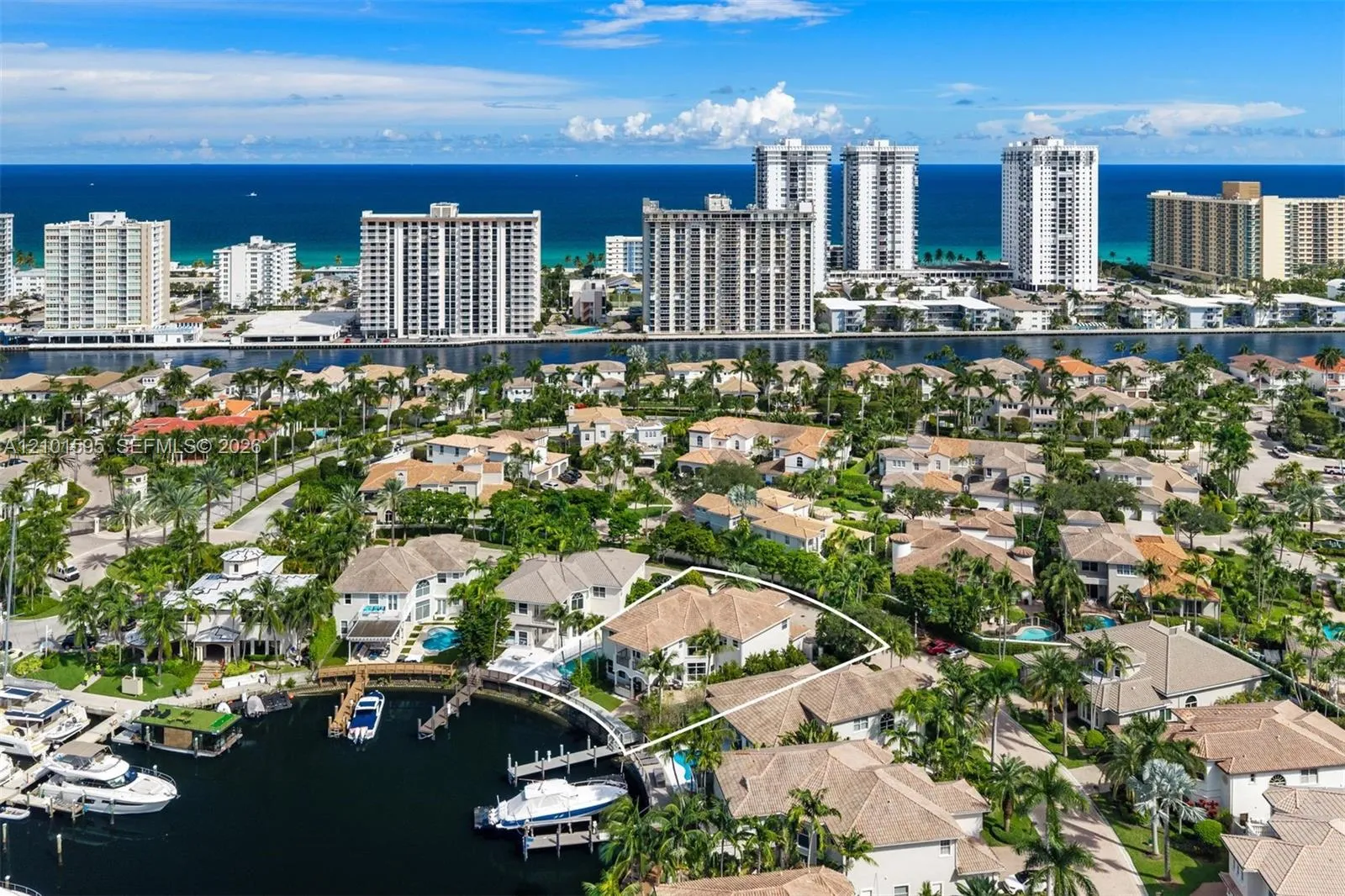 Listing  1426 Commodore Way, Hollywood, FL 33019, Hollywood, FL 33019