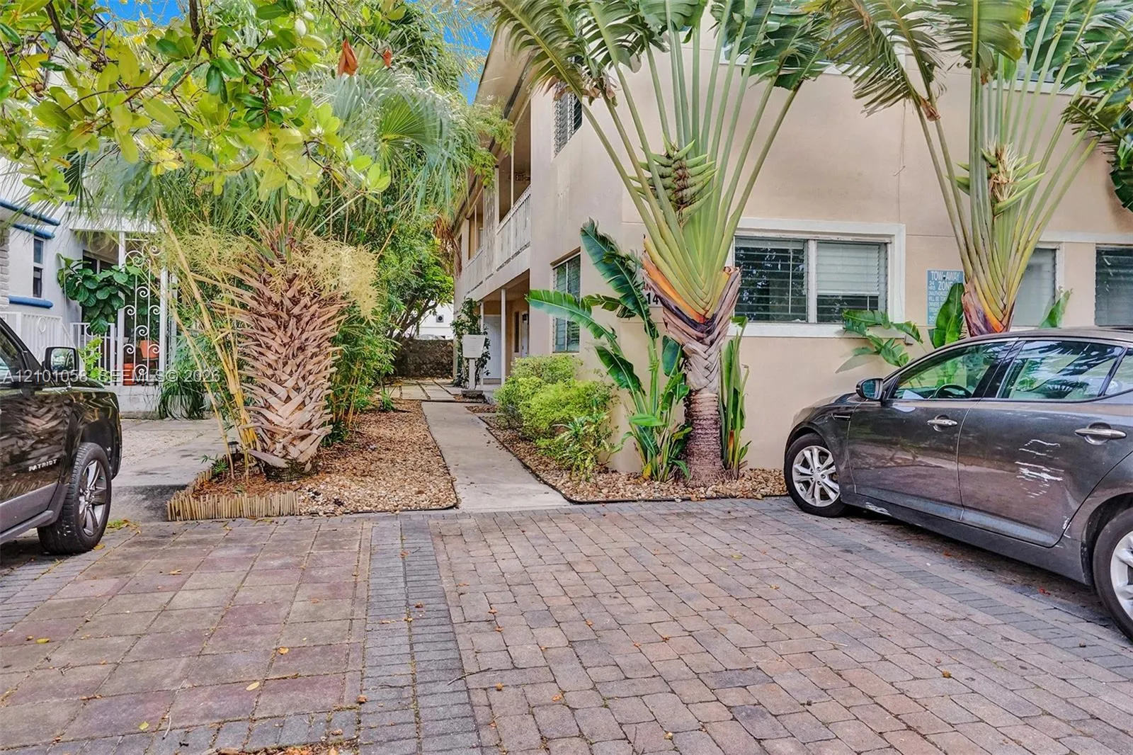 View details of listing 1430 16th Street 1, Miami Beach, FL 33139 Miami Beach with MLS# 