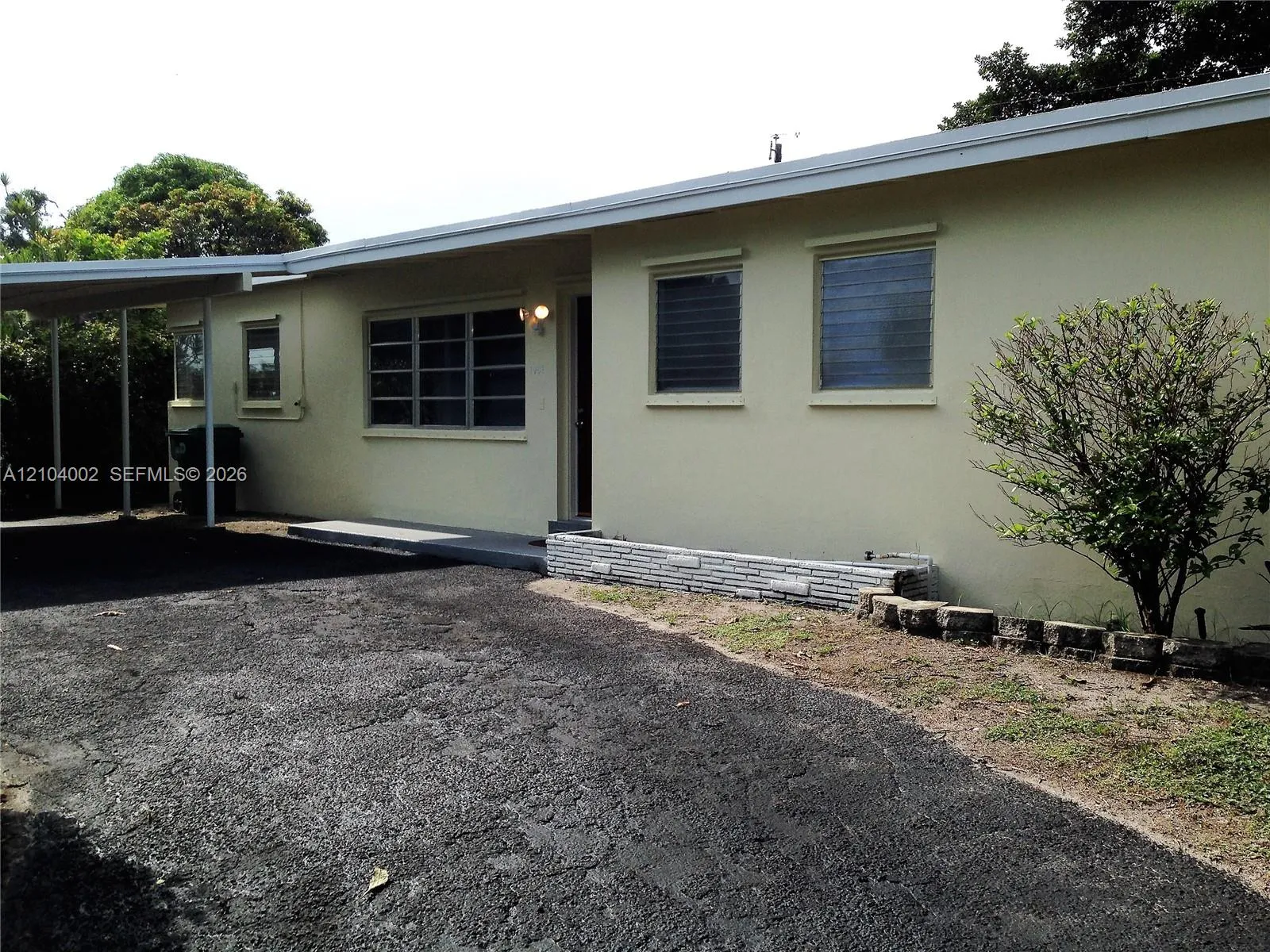 Listing  1431 NE 202nd Street, Miami, FL 33179, Miami, FL 33179