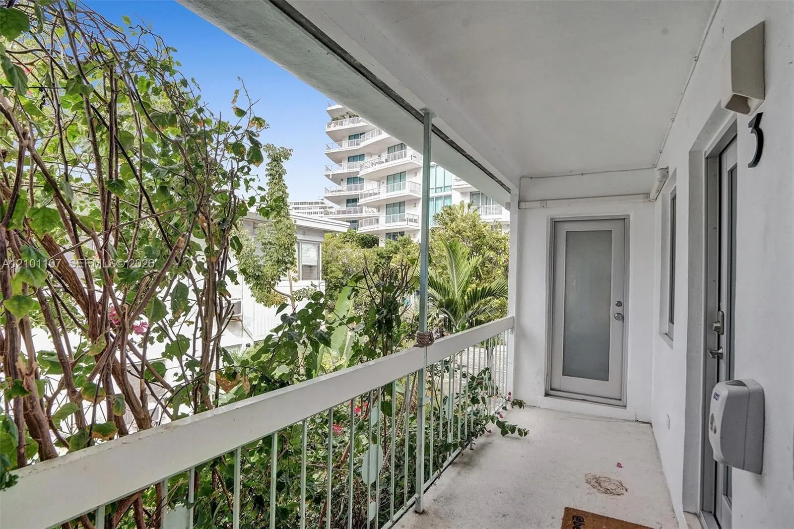 View details of listing 1440 16th Street 3, Miami Beach, FL 33139 Miami Beach with MLS# 