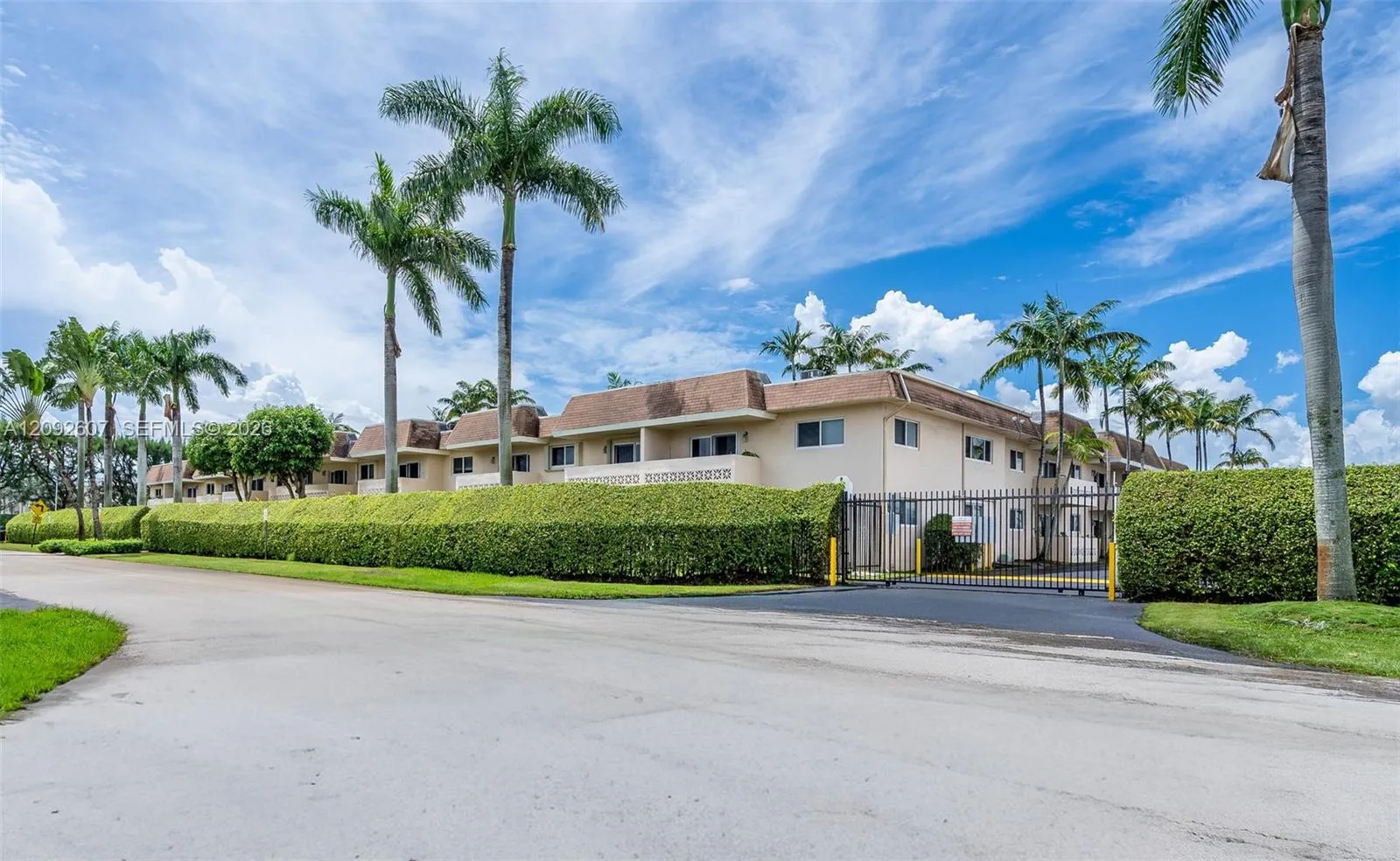 View details of listing 14500 SW 88th Avenue 241, Palmetto Bay, FL 33176 Palmetto Bay with MLS# 