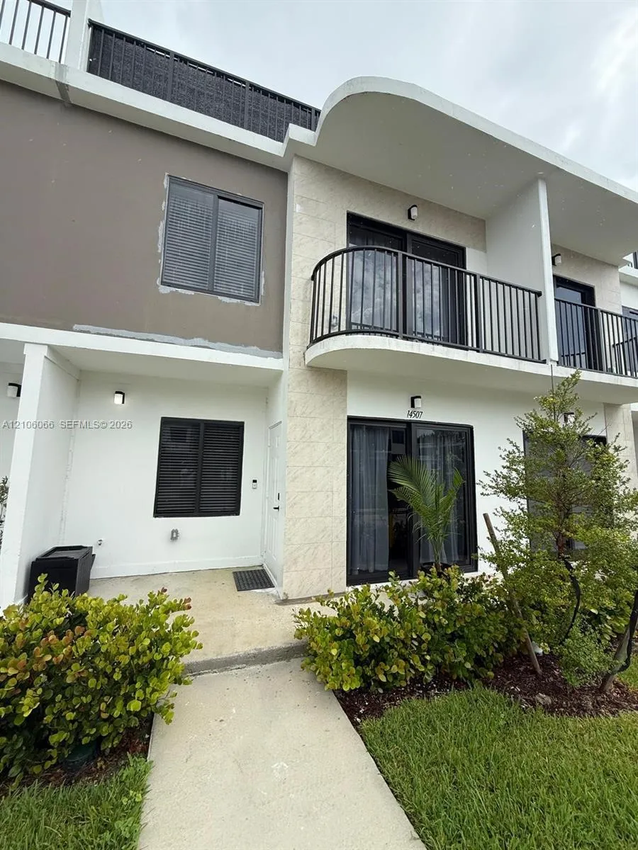 Listing  14507 SW 261st Street, Homestead, FL 33032, Homestead, FL 33032