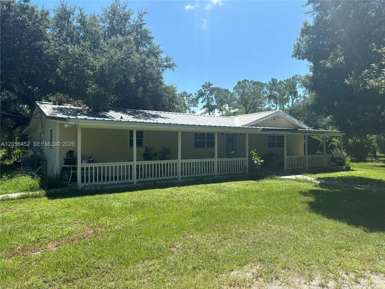 Listing  1451 Polywog Drive, FL 33935, FL 33935