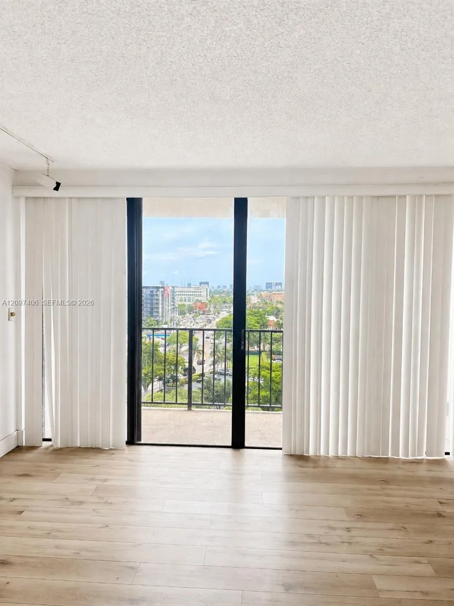 View details of listing 1470 NE 123rd Street A1011, North Miami, FL 33161 North Miami with MLS#