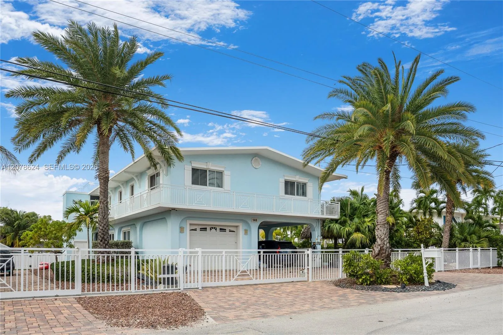View details of listing 148 Giardino Drive, Plantation Key, FL 33036 Plantation Key with MLS#