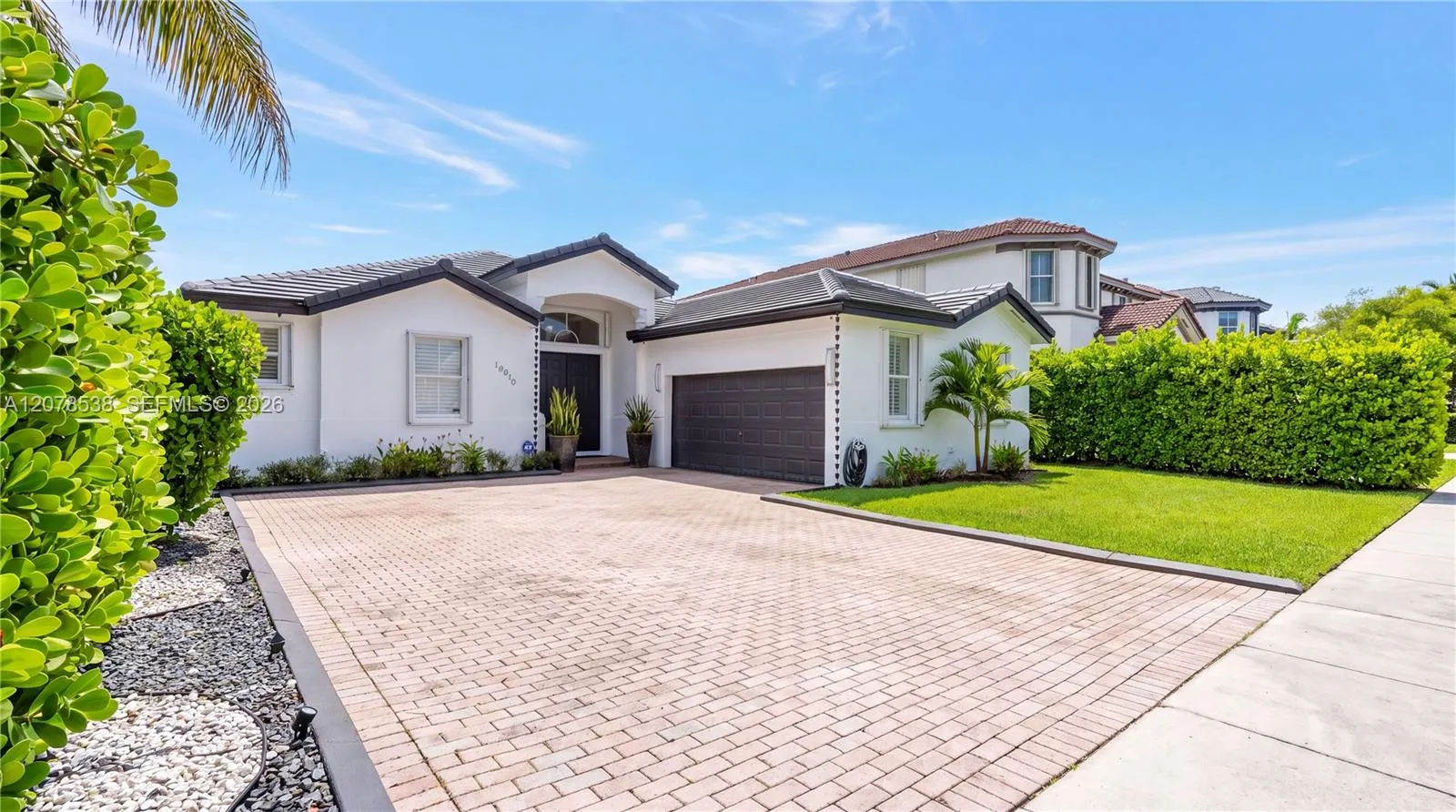 View details of listing 14918 SW 10th Street, Miami, FL 33194 Miami with MLS#