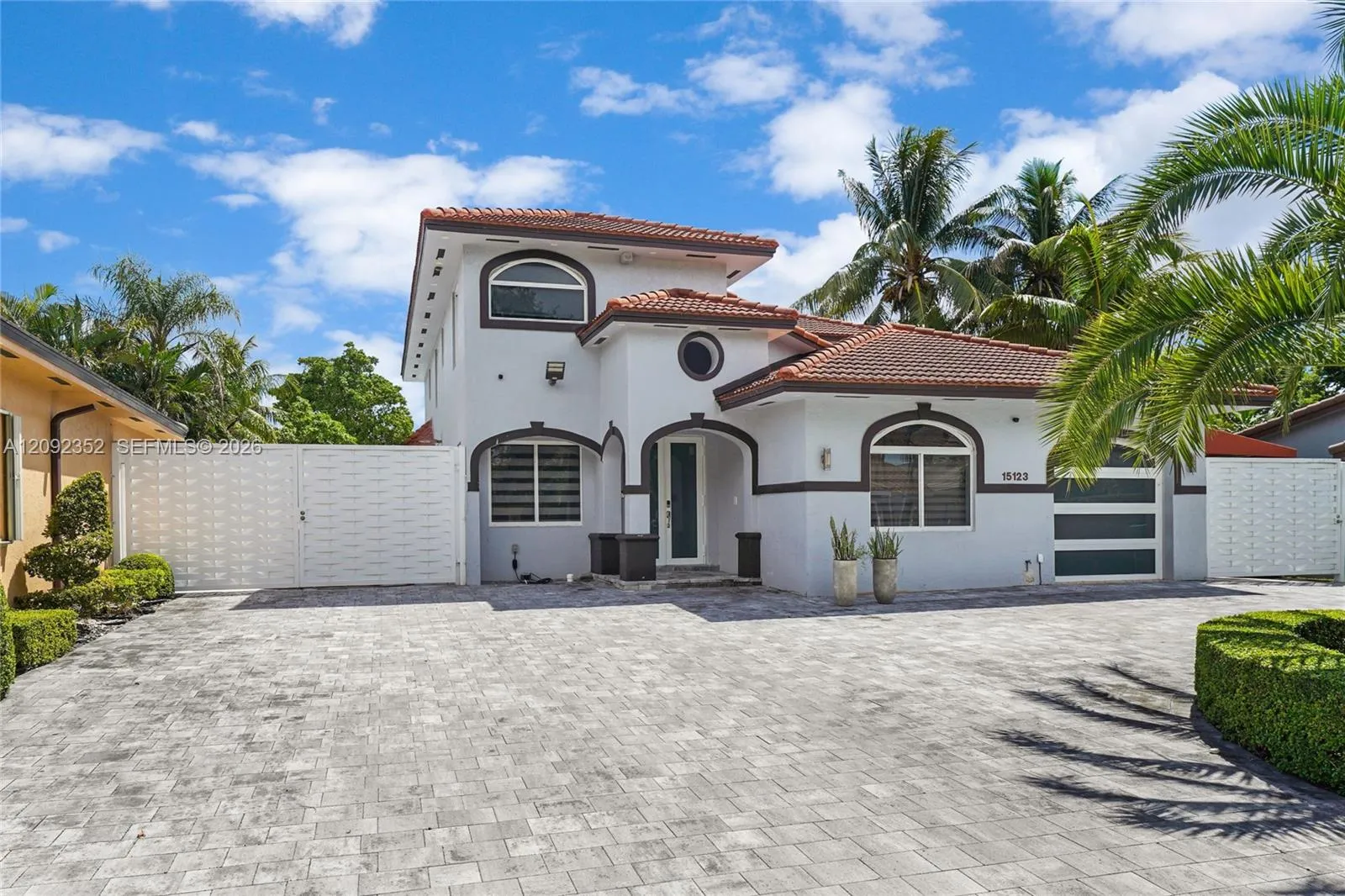 View details of listing 15123 NW 87th Place, Miami Lakes, FL 33018 Miami Lakes with MLS#