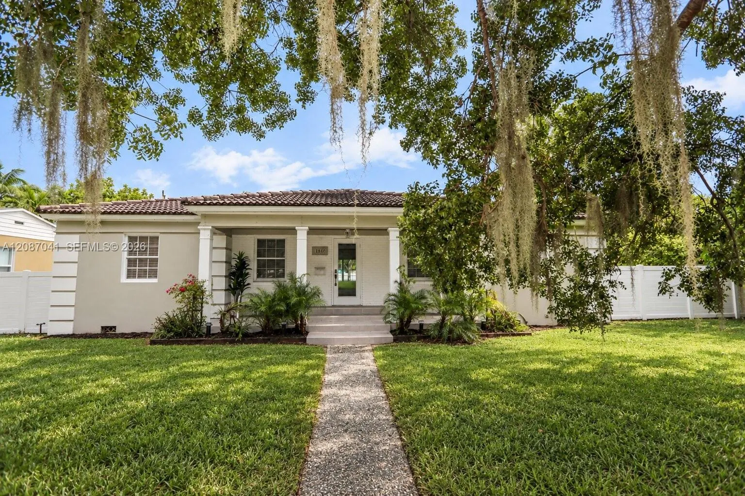 Listing  1516 Jefferson Street, Hollywood, FL 33020, Hollywood, FL 33020