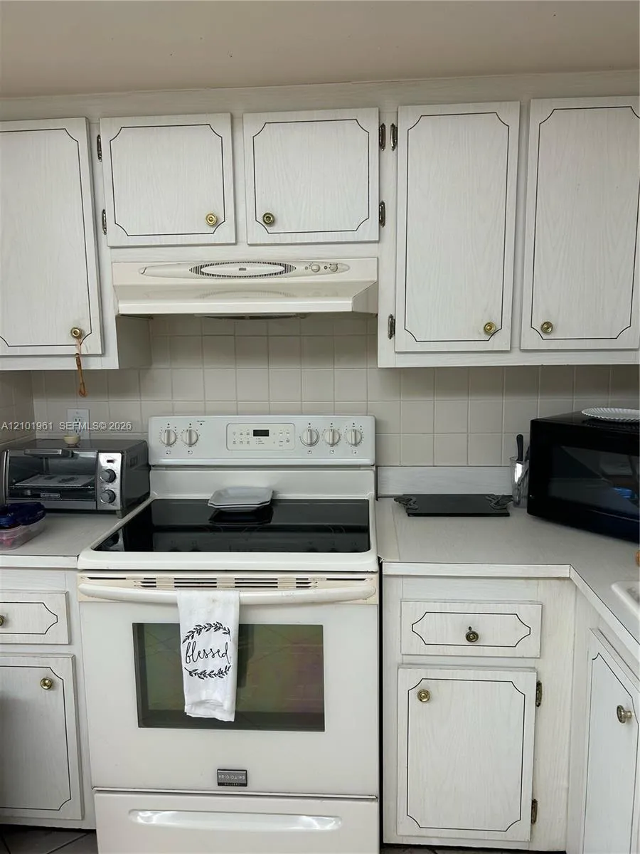 Listing  1550 NW 80th Avenue 306, Margate, FL 33063, Margate, FL 33063