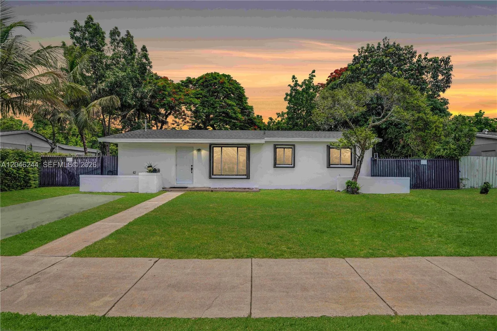 Listing  15551 SW 101st Avenue, Miami, FL 33157, Miami, FL 33157