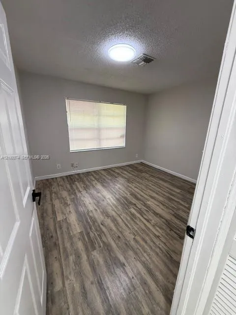 View details of listing 156 NW 12th Street 3, Pompano Beach, FL 33060 Pompano Beach with MLS# 