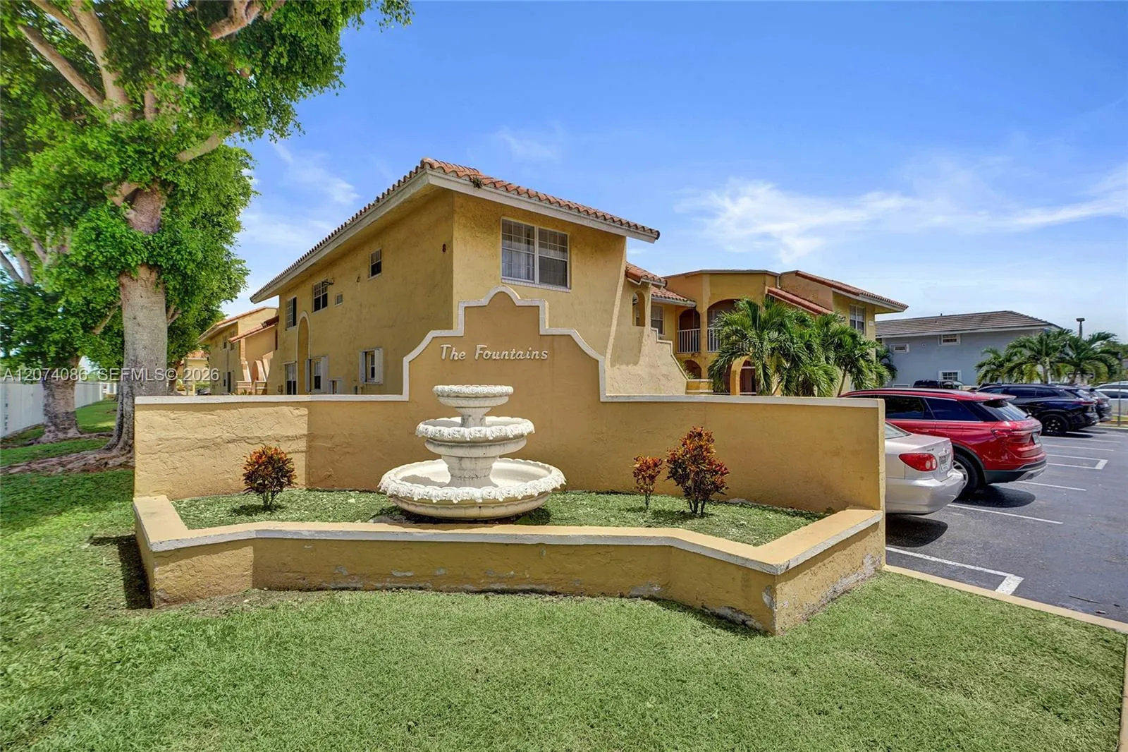 View details of listing 15645 SW 74th Cir Drive 6-5, Miami, FL 33193 Miami with MLS#