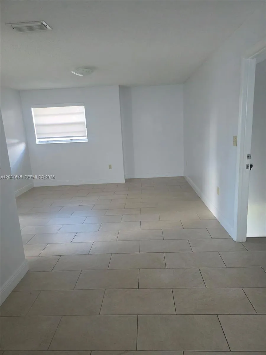 View details of listing 1575 NW 1st Street 3, Miami, FL 33125 Miami with MLS#
