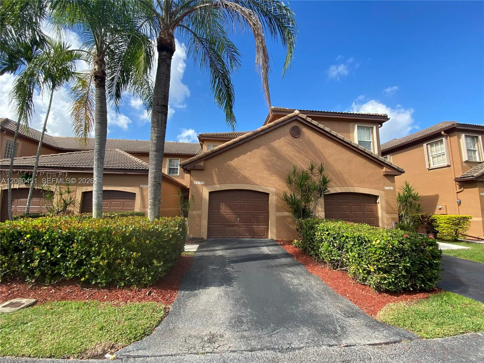 View details of listing 1575 Veracruz Lane, Weston, FL 33327 Weston with MLS#