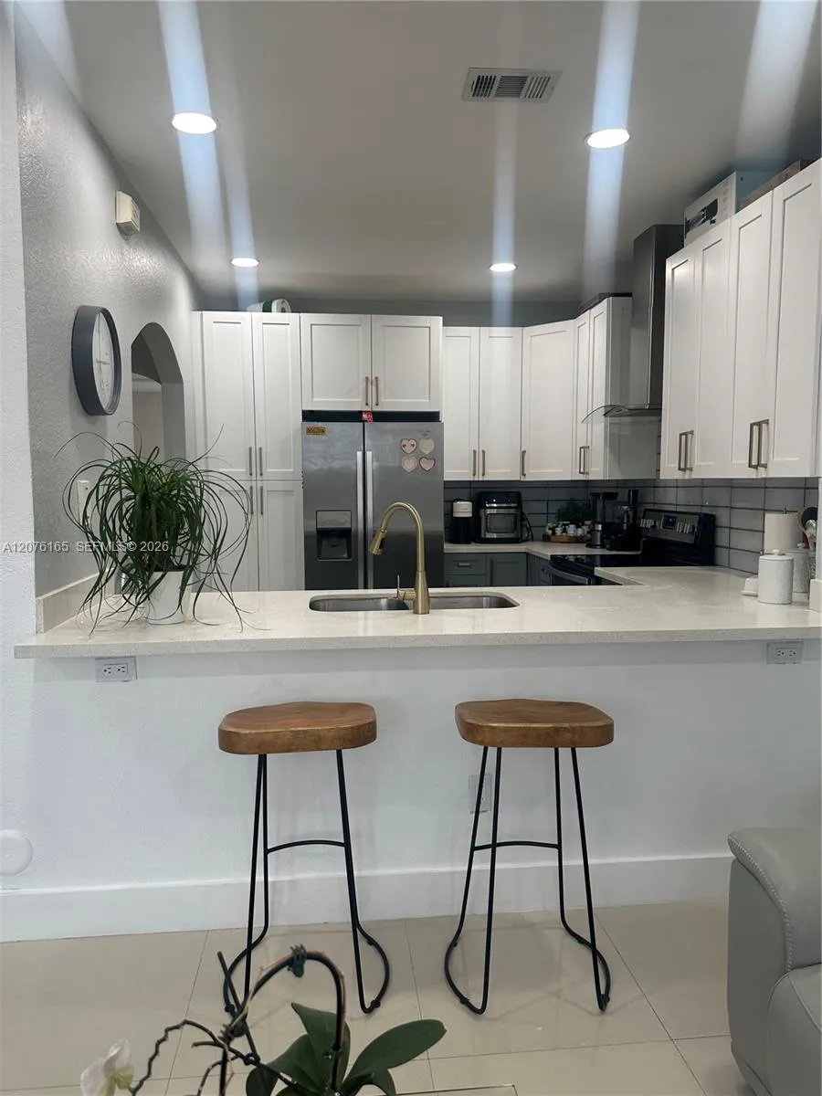Listing  15775 SW 41st Street 68, Miramar, FL 33027, Miramar, FL 33027