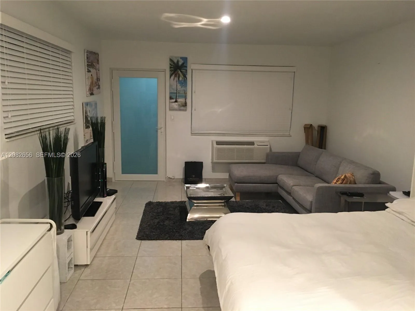 View details of listing 158 Ocean Drive 407, Miami Beach, FL 33139 Miami Beach with MLS#