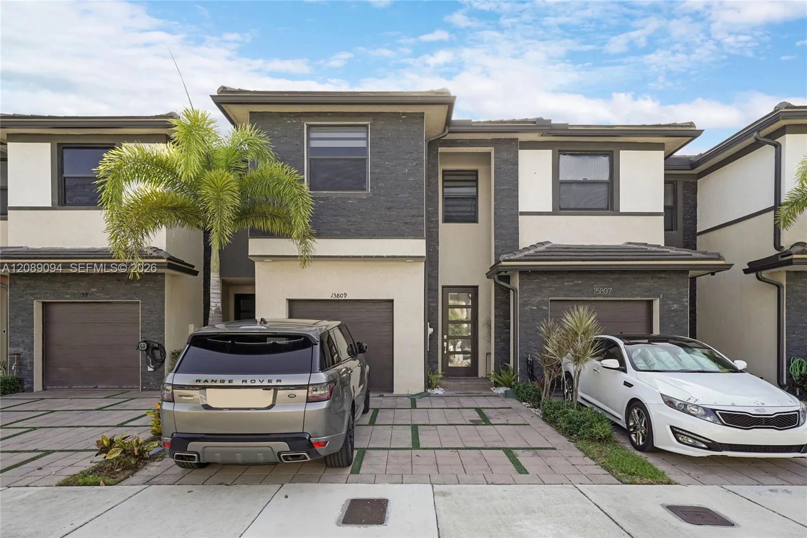 View details of listing 15809 NW 91st Court, Miami Lakes, FL 33018 Miami Lakes with MLS#