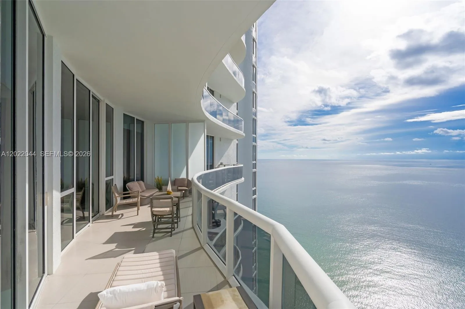 Listing  15811 Collins Avenue 3407, Sunny Isles Beach, FL 33160, Sunny Isles Beach, FL 33160