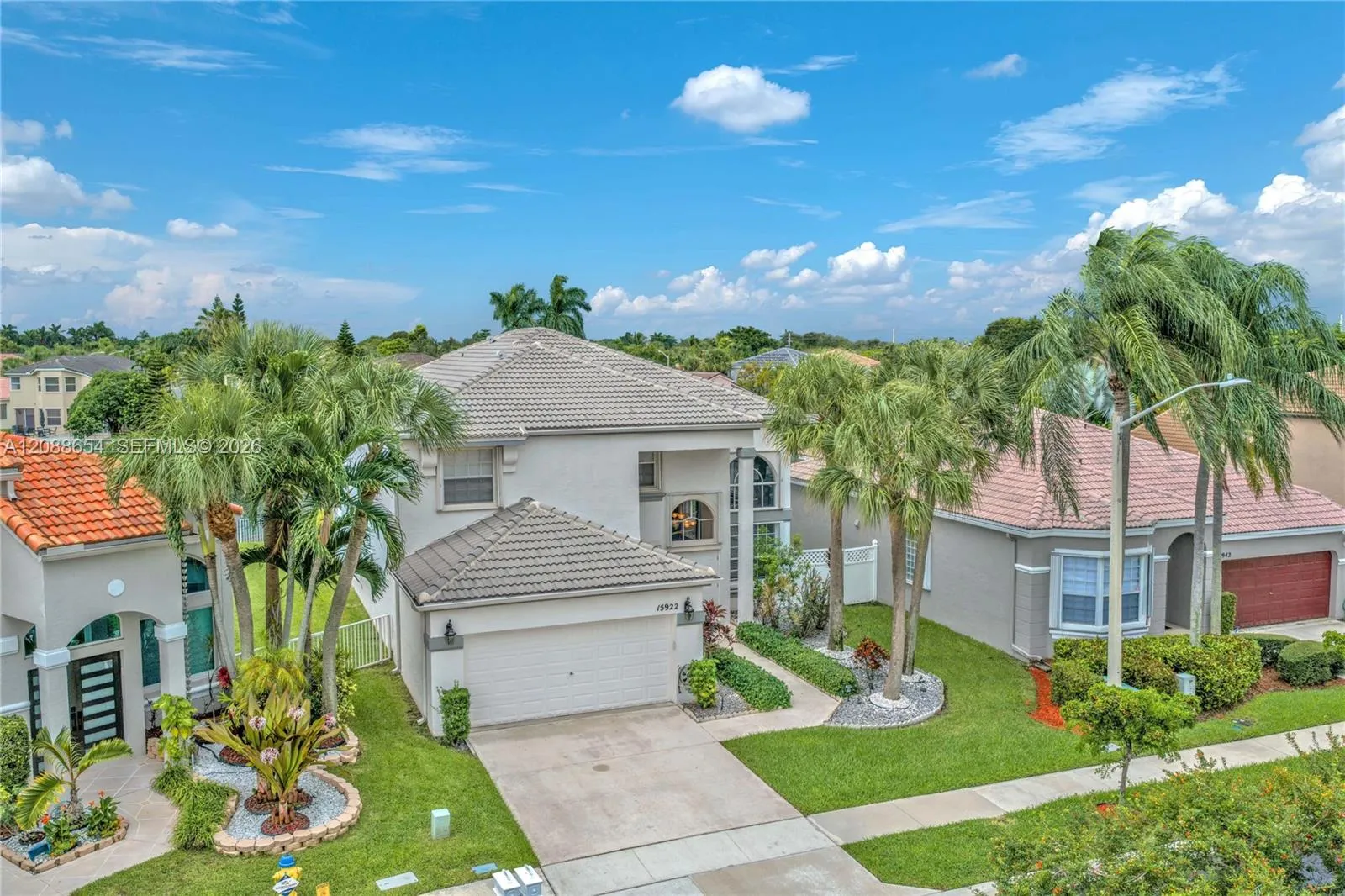 View details of listing 15922 NW 14th Place, Pembroke Pines, FL 33028 Pembroke Pines with MLS#