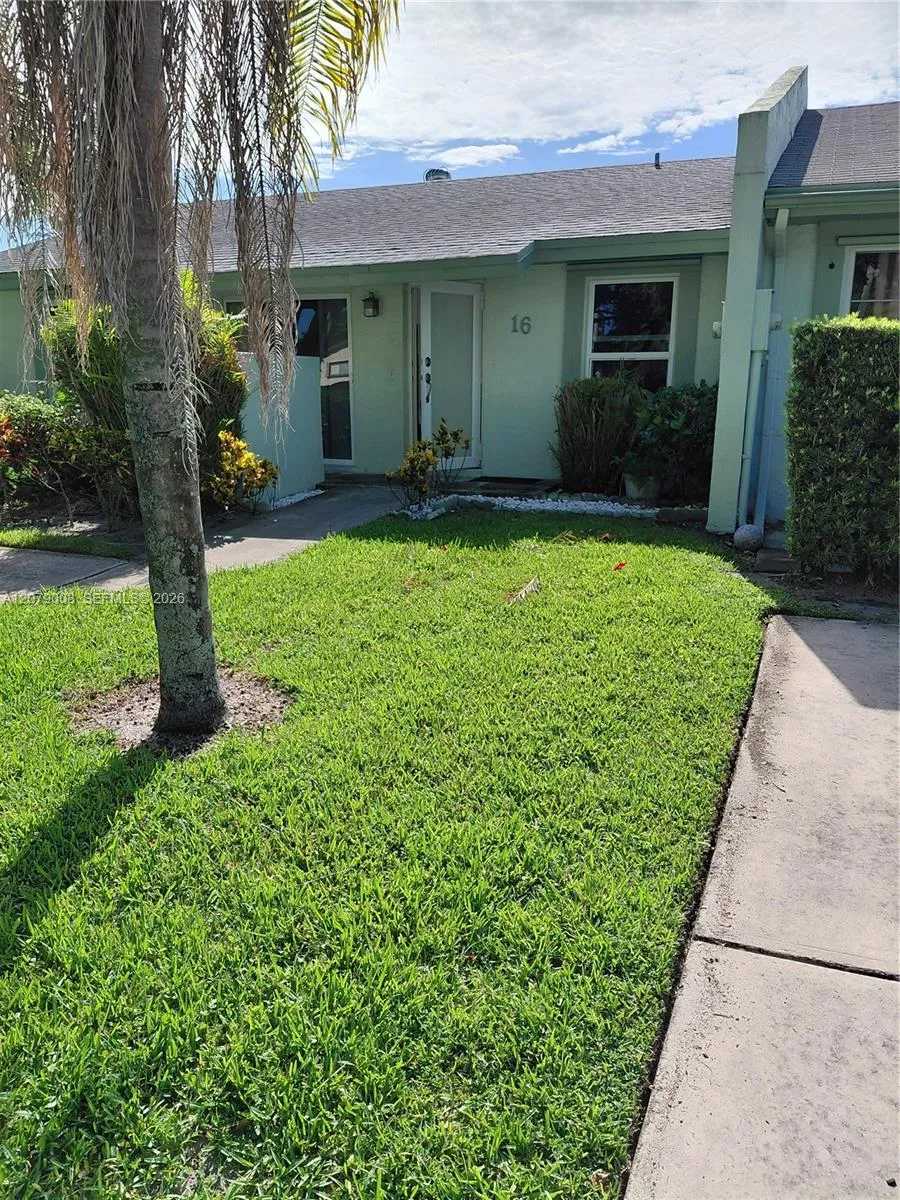 Listing  16 Camden Lane, Boynton Beach, FL 33426, Boynton Beach, FL 33426