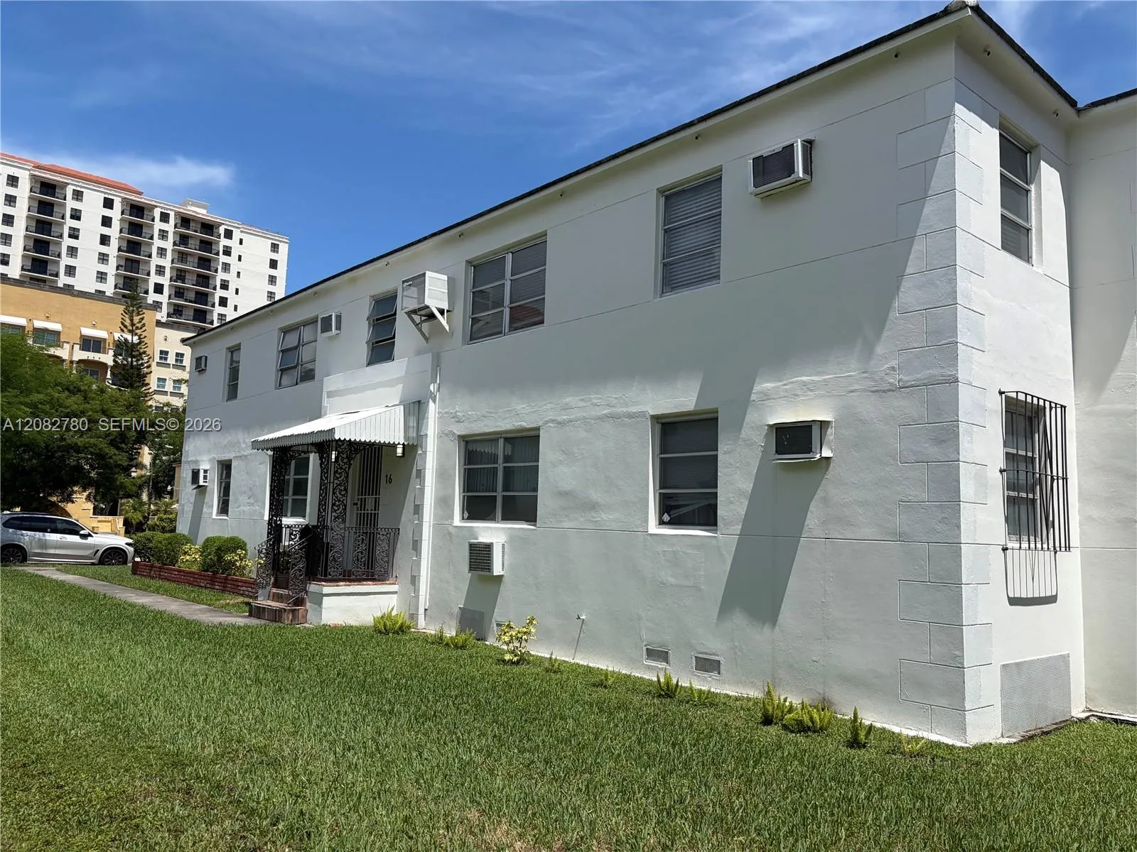 Listing  16 Santillane Avenue 4, Coral Gables, FL 33134, Coral Gables, FL 33134