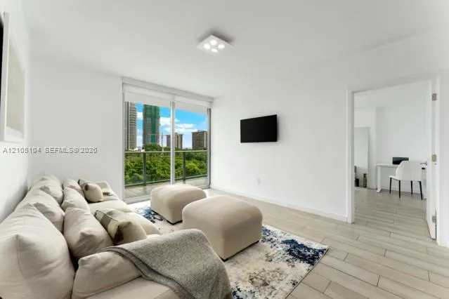 Listing  1600 SW 1st Avenue 707, Miami, FL 33129, Miami, FL 33129
