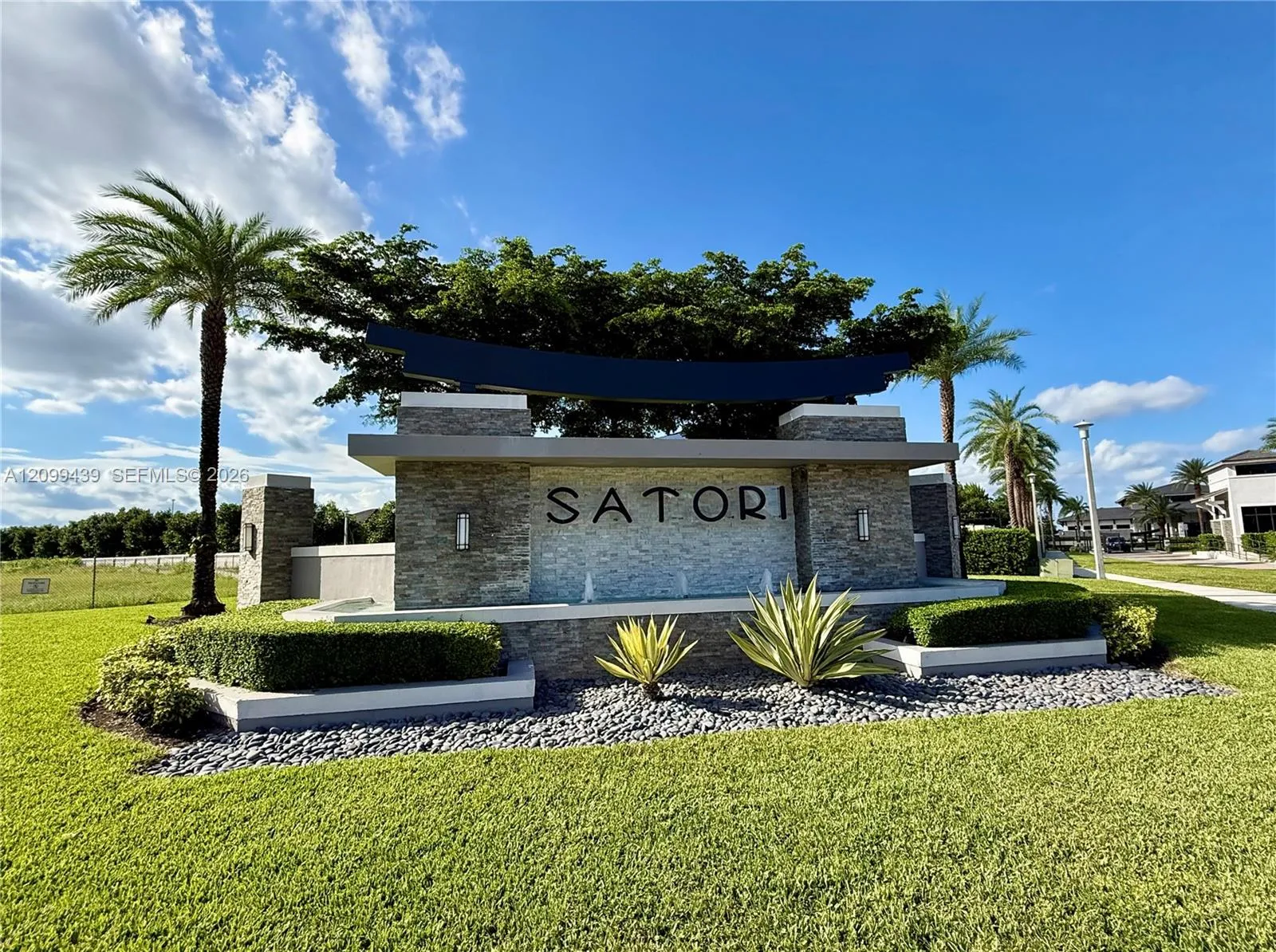 View details of listing 16001 NW 87th Court, Miami Lakes, FL 33018 Miami Lakes with MLS#