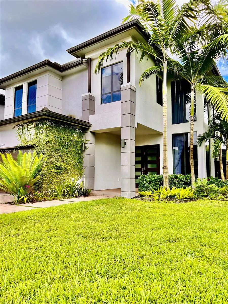 Listing  16002 SW 136th Way, Miami, FL 33196, Miami, FL 33196