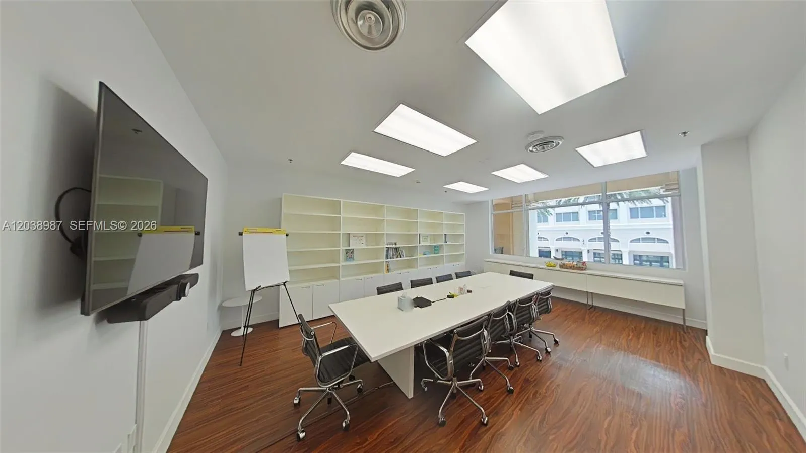 Listing  1607 Ponce De Leon Boulevard 202, Coral Gables, FL 33134, Coral Gables, FL 33134