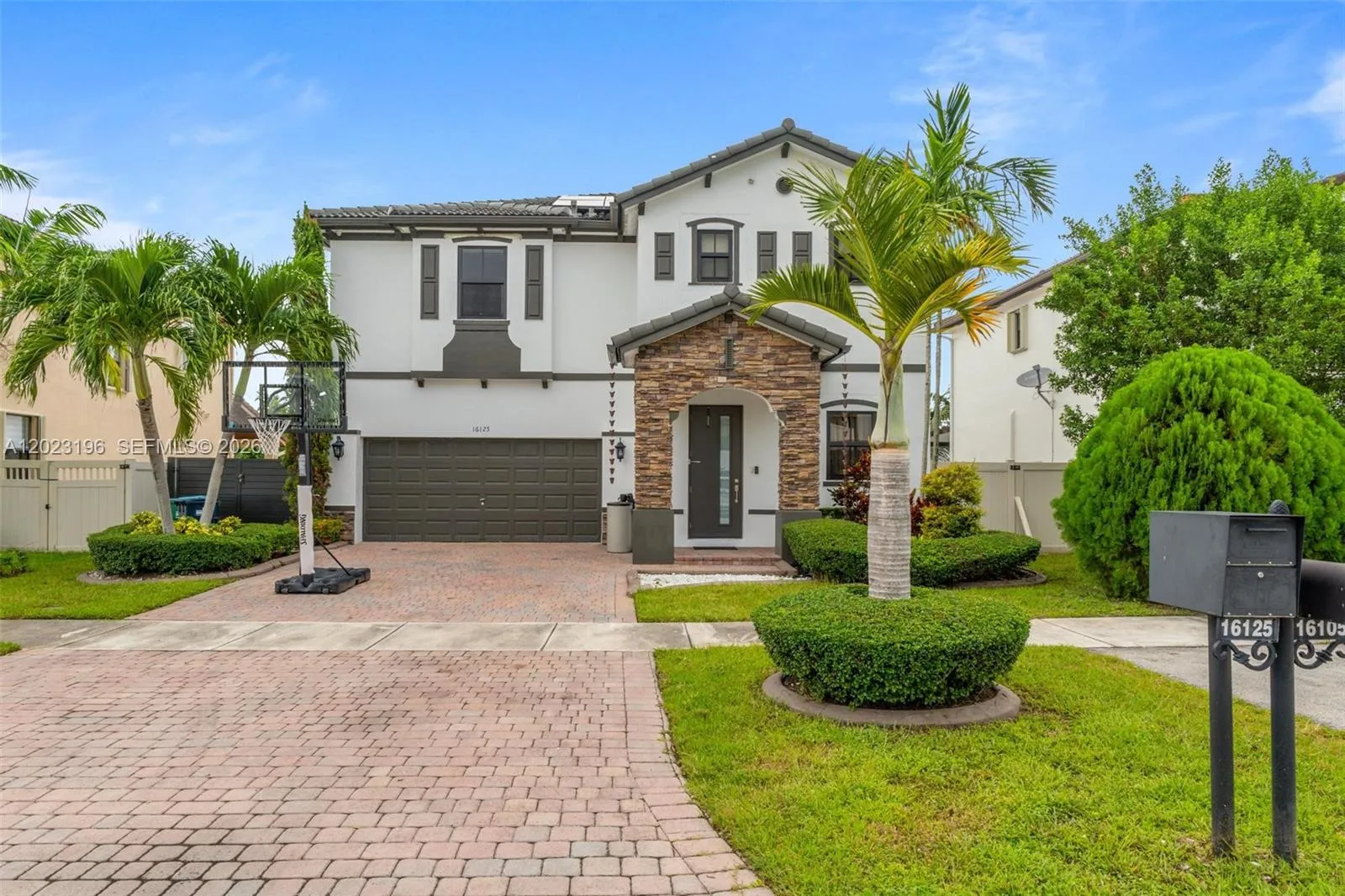Listing  16125 SW 65th Lane, Miami, FL 33193, Miami, FL 33193