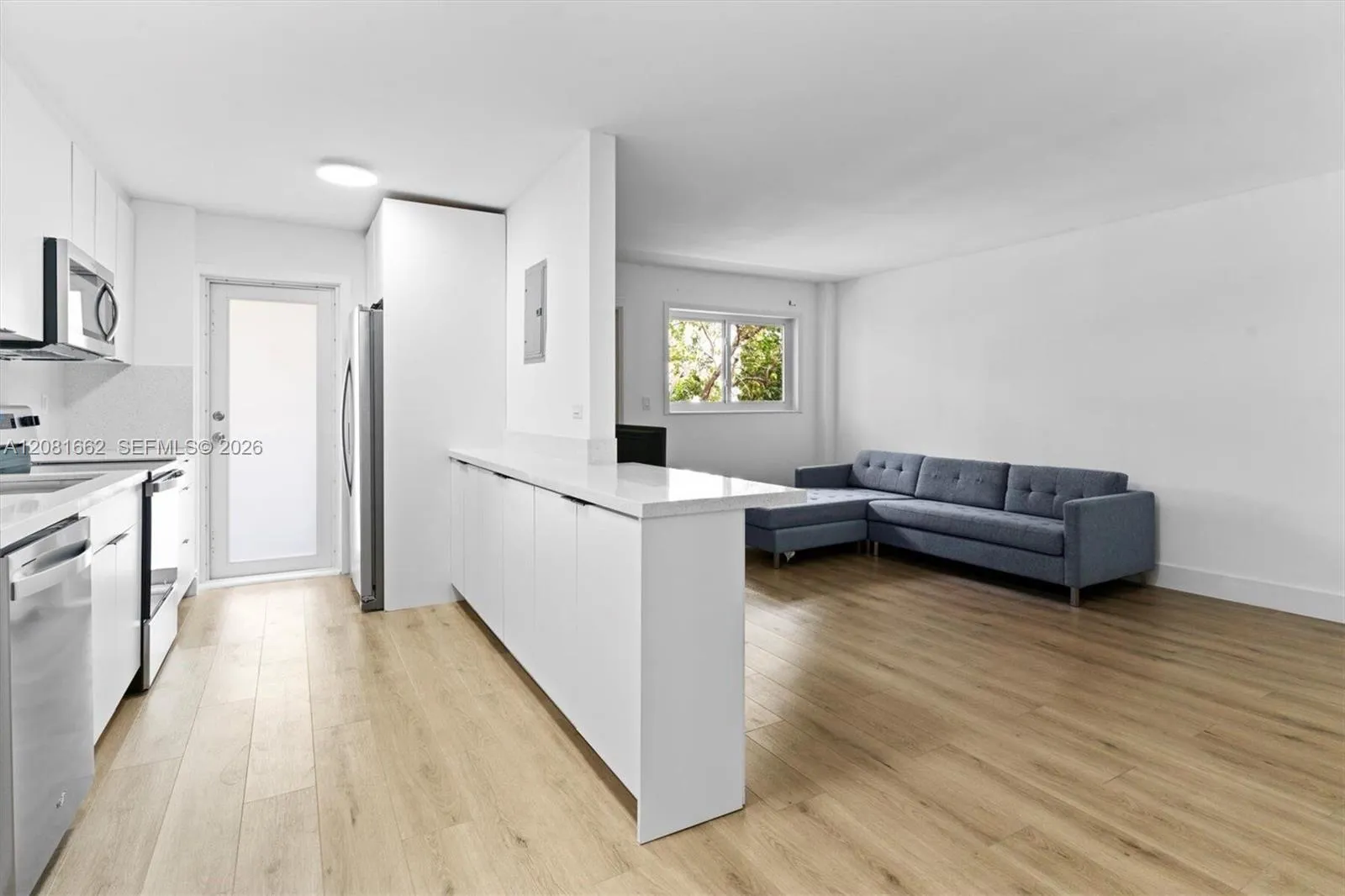 View details of listing 1620 West Avenue 305, Miami Beach, FL 33139 Miami Beach with MLS# 