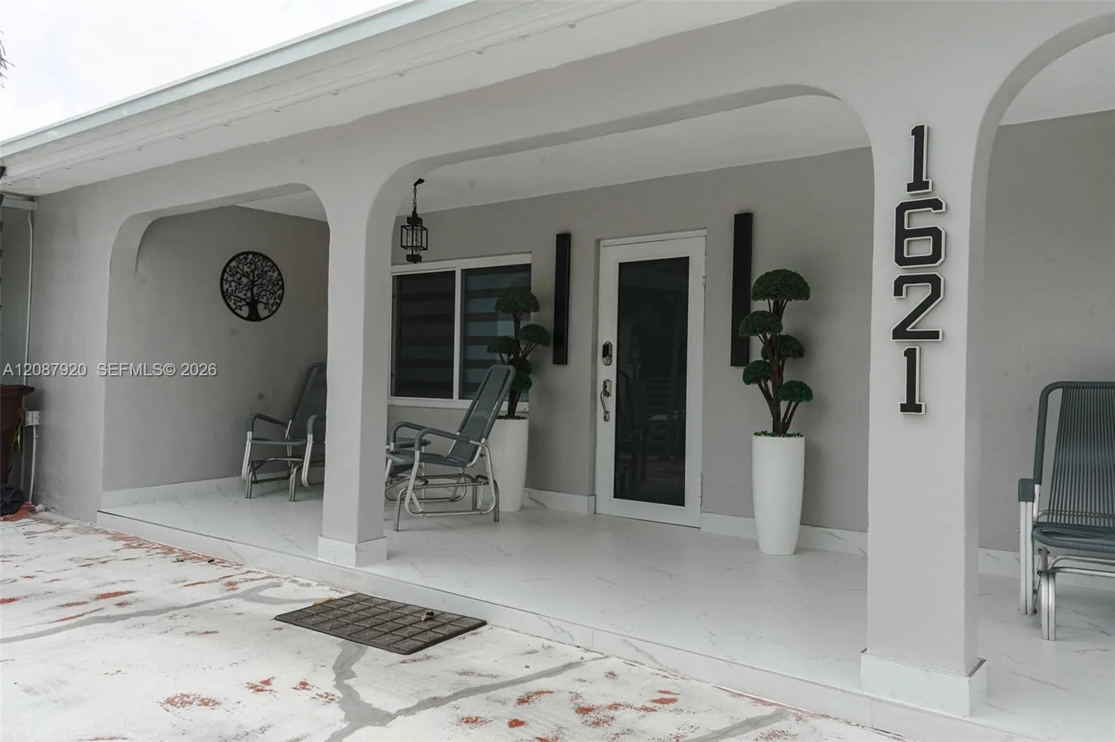 Listing  1621 E 6th Avenue, Hialeah, FL 33010, Hialeah, FL 33010