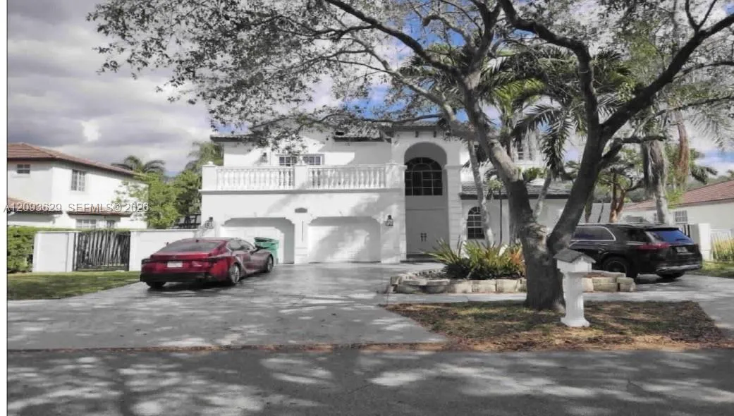 View details of listing 16231 NW 84th Court, Miami Lakes, FL 33016 Miami Lakes with MLS#