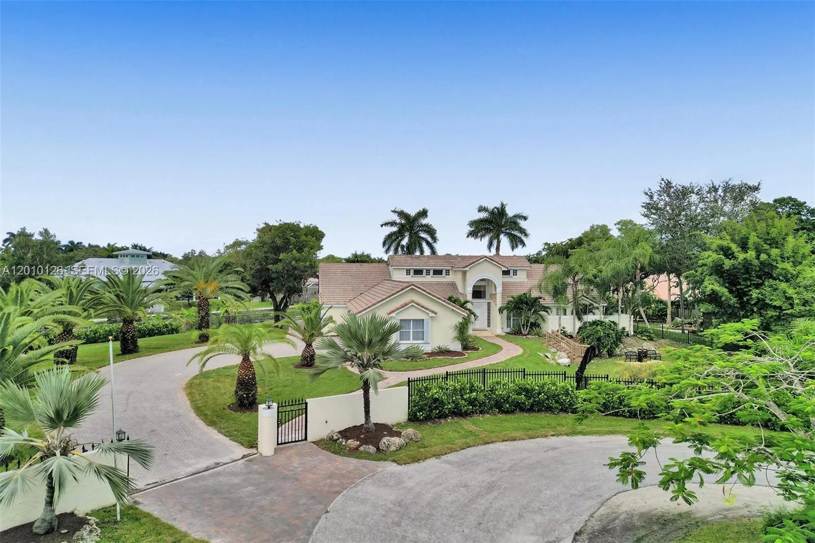 View details of listing 16301 SW 62nd Street, Southwest Ranches, FL 33331 Southwest Ranches with MLS#