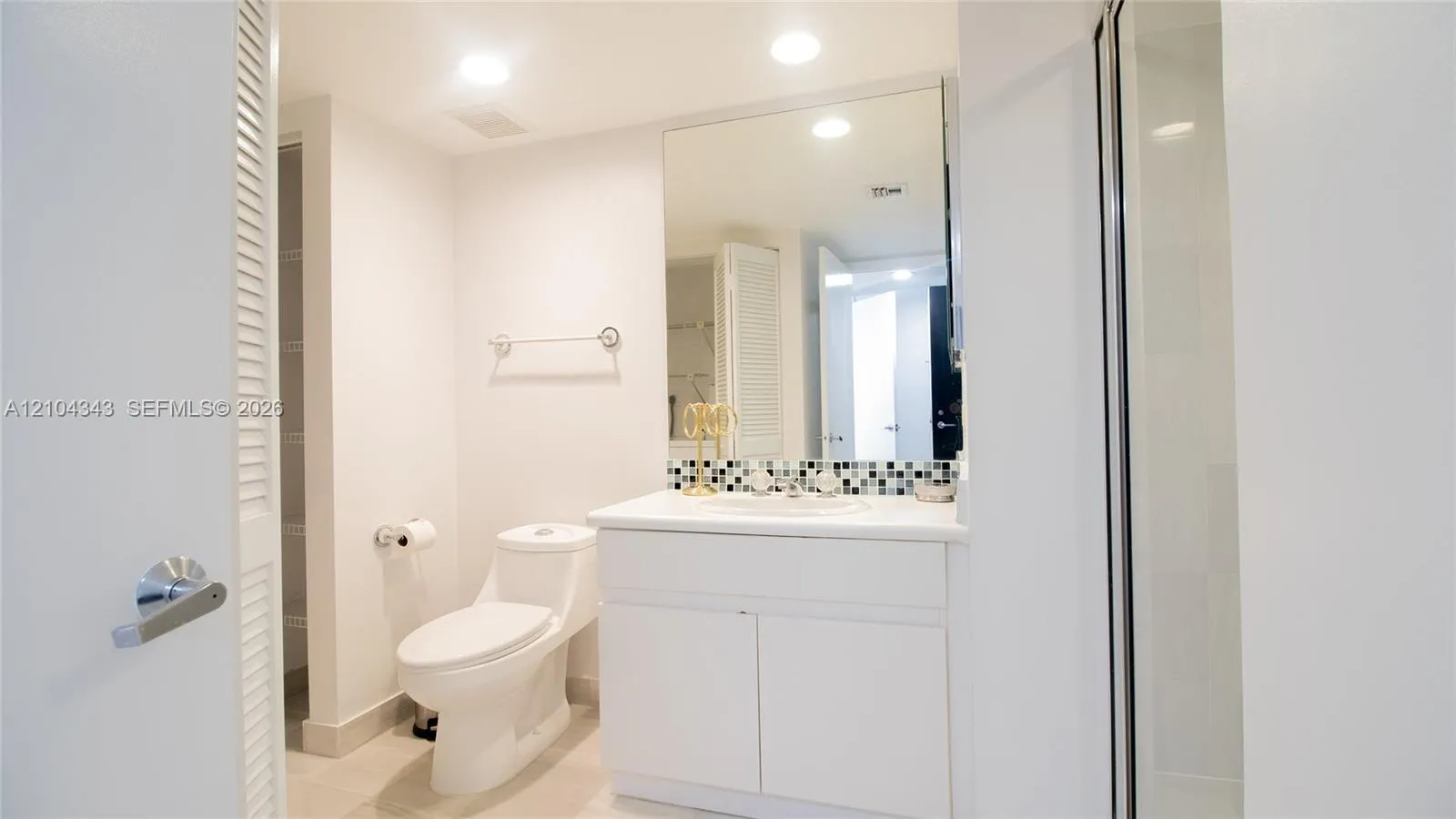 Listing  16425 Collins Avenue 1215, Sunny Isles Beach, FL 33160, Sunny Isles Beach, FL 33160