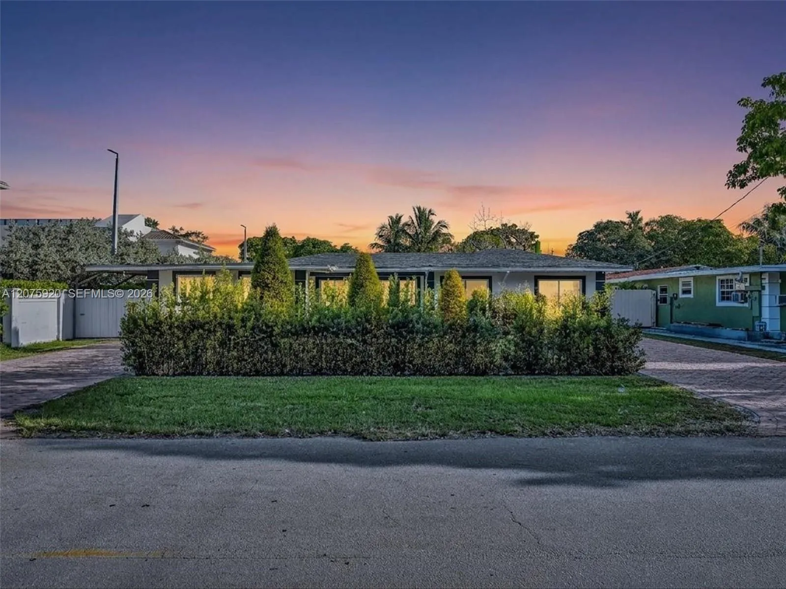 Listing  1647 NE 146th Street 0, Miami, FL 33181, Miami, FL 33181