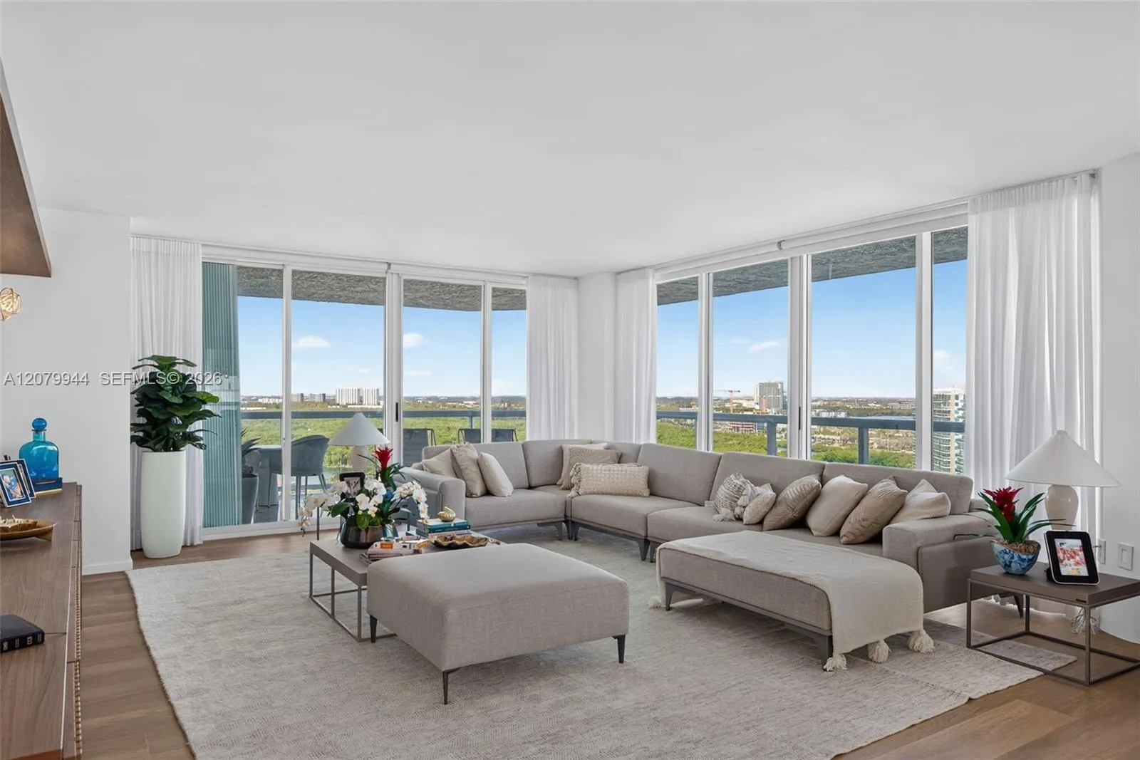 Listing  16500 Collins Avenue 2256, Sunny Isles Beach, FL 33160, Sunny Isles Beach, FL 33160