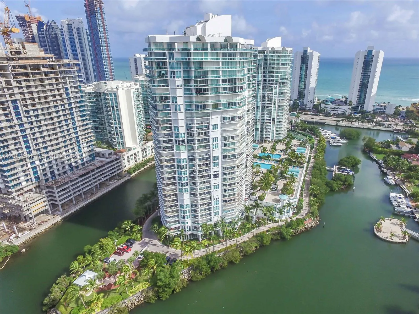 View details of listing 16500 Collins Avenue 454, Sunny Isles Beach, FL 33160 Sunny Isles Beach with MLS#