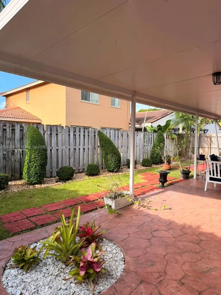 Listing  16529 SW 98th Terrace, Miami, FL 33196, Miami, FL 33196