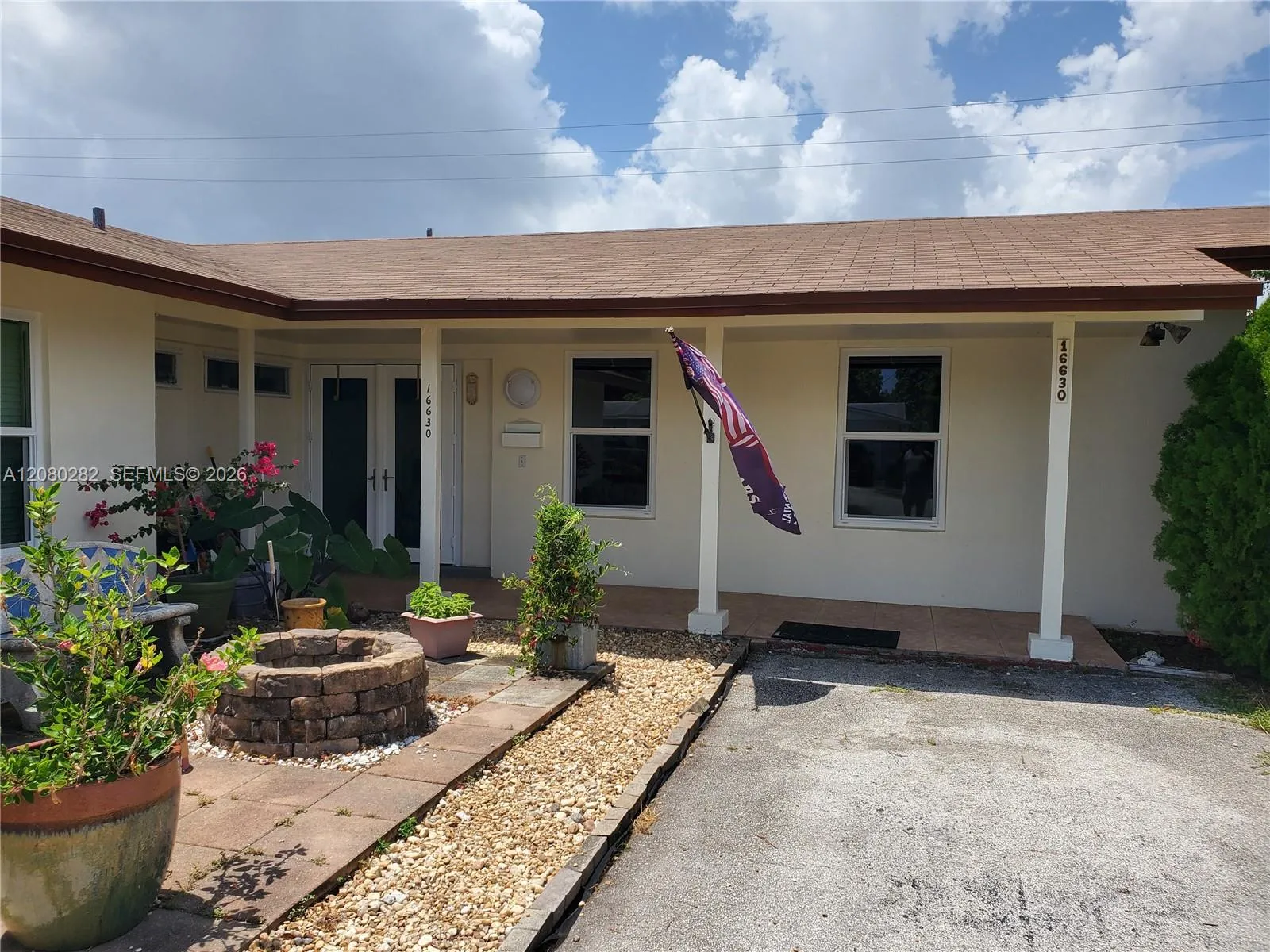 Listing  16630 SW 102nd Place, Miami, FL 33157, Miami, FL 33157