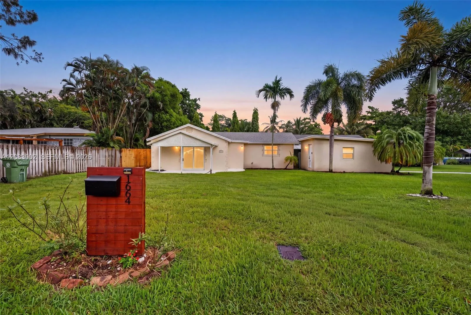 Listing  1664 SW 28th Avenue, Fort Lauderdale, FL 33312, Fort Lauderdale, FL 33312