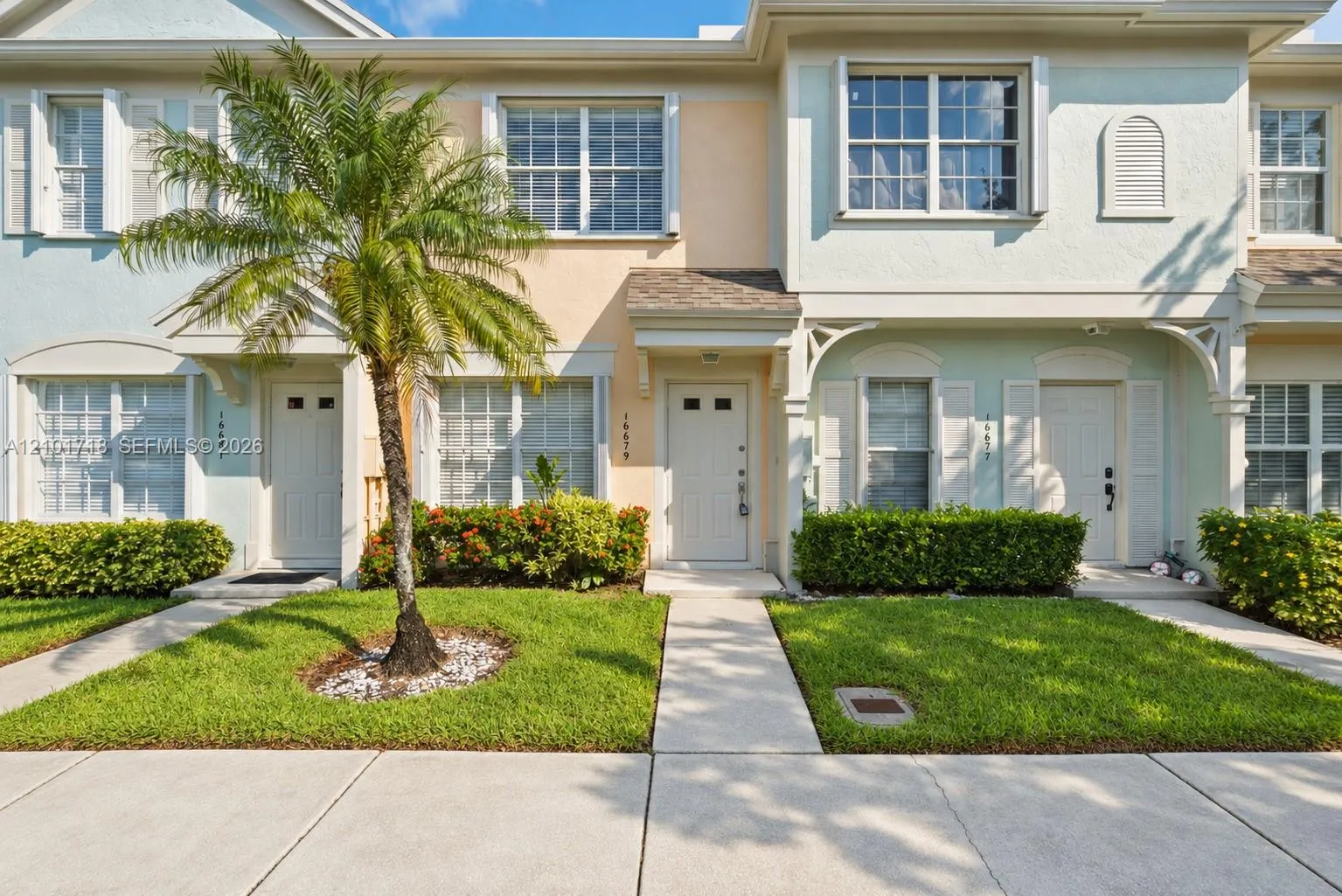 View details of listing 16679 Hemingway Drive, Weston, FL 33326 Weston with MLS#