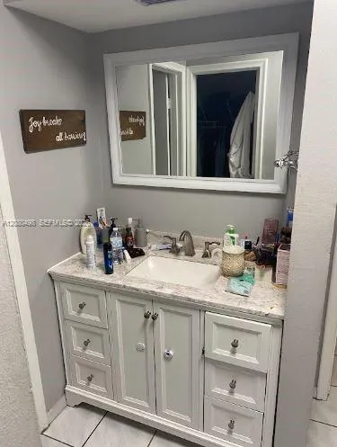 Listing  16750 NE 10th Avenue 317, North Miami Beach, FL 33162, North Miami Beach, FL 33162