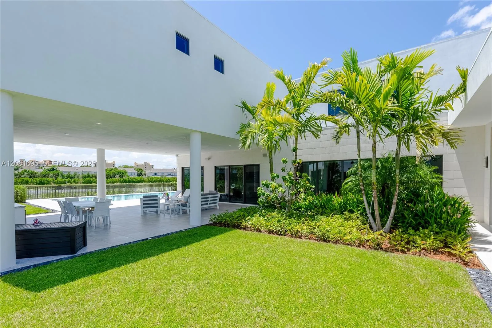 View details of listing 16766 Natures Way, Weston, FL 33326 Weston with MLS#