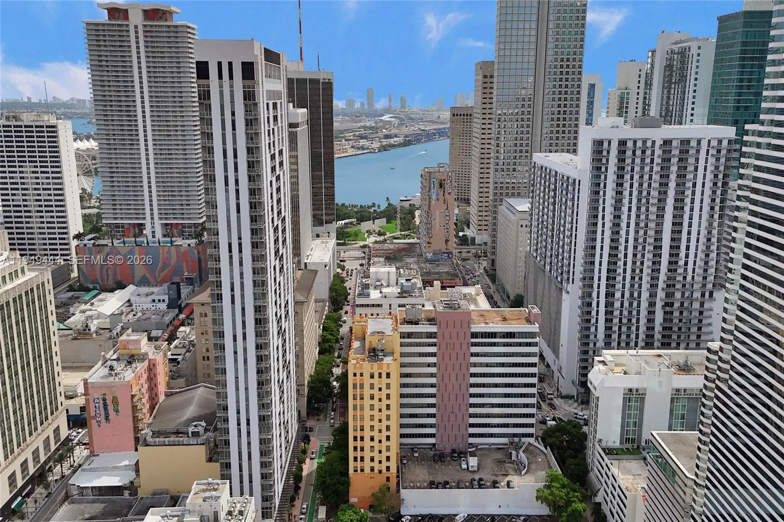 Listing  168 SE 1st Street 1200, Miami, FL 33131, Miami, FL 33131