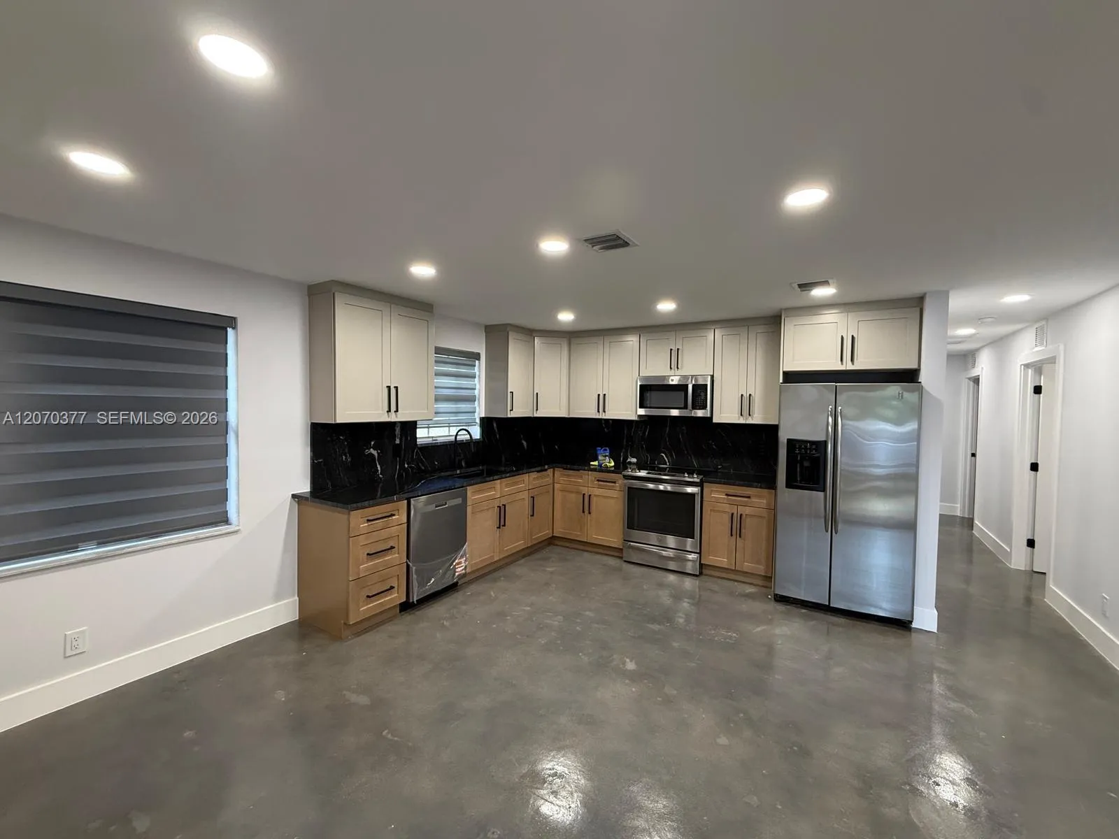 Listing  17 SW 6th Avenue 17, Dania Beach, FL 33004, Dania Beach, FL 33004