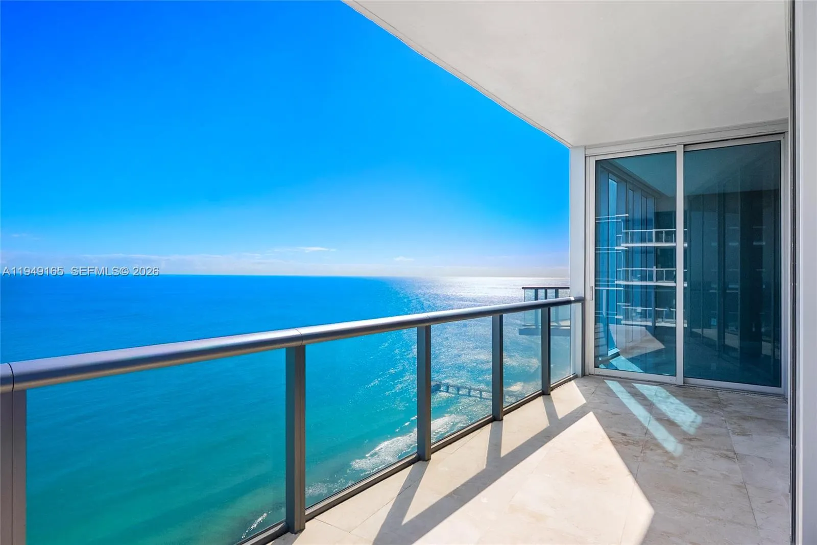 Listing  17001 Collins Avenue 4208, Sunny Isles Beach, FL 33160, Sunny Isles Beach, FL 33160