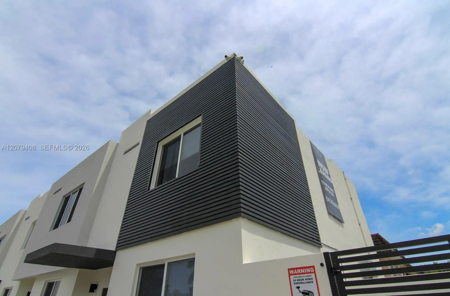 Listing  171 NW 158th Street 10, Miami, FL 33169, Miami, FL 33169