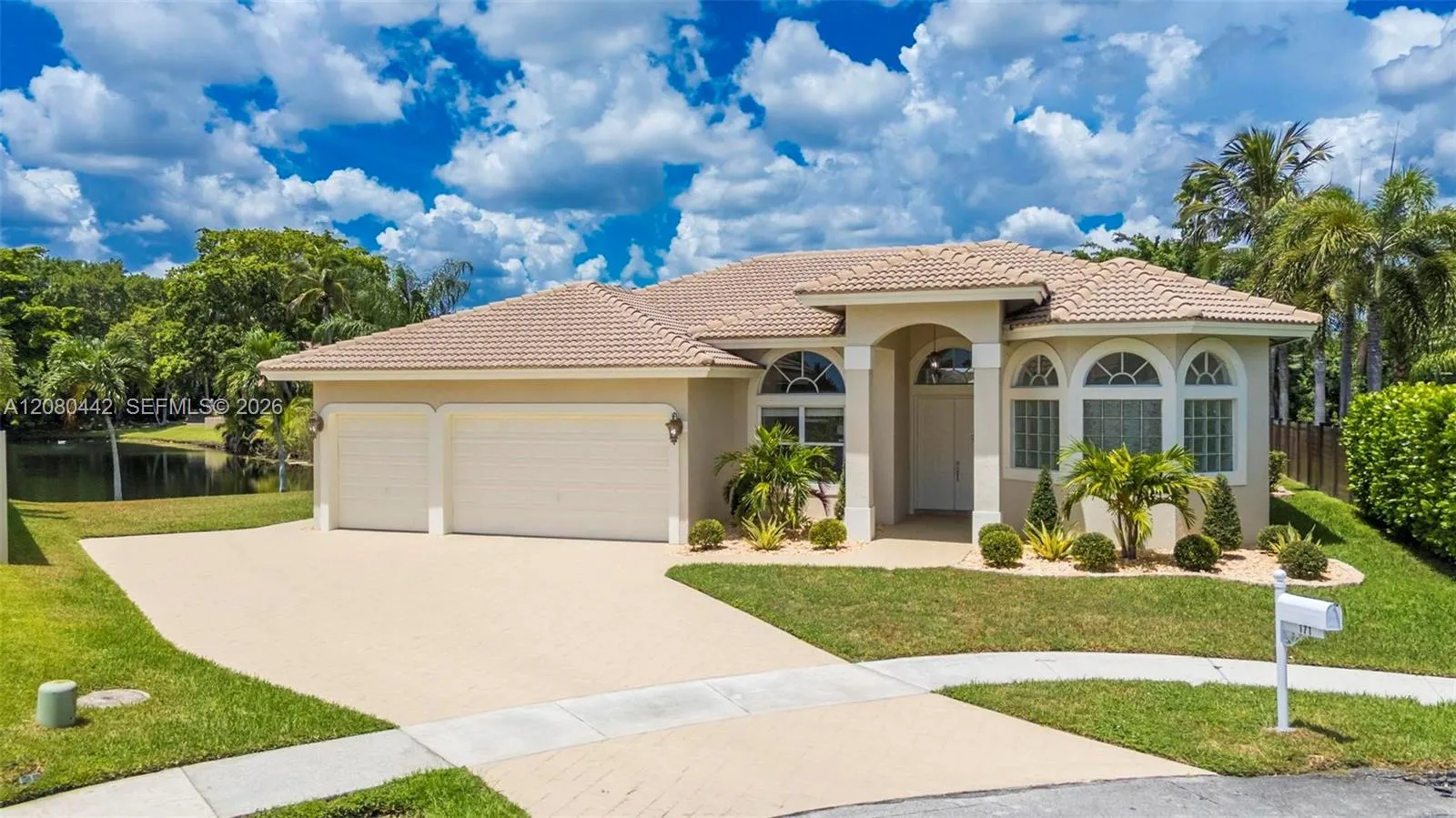 View details of listing 171 SW 101st Avenue, Plantation, FL 33324 Plantation with MLS# 