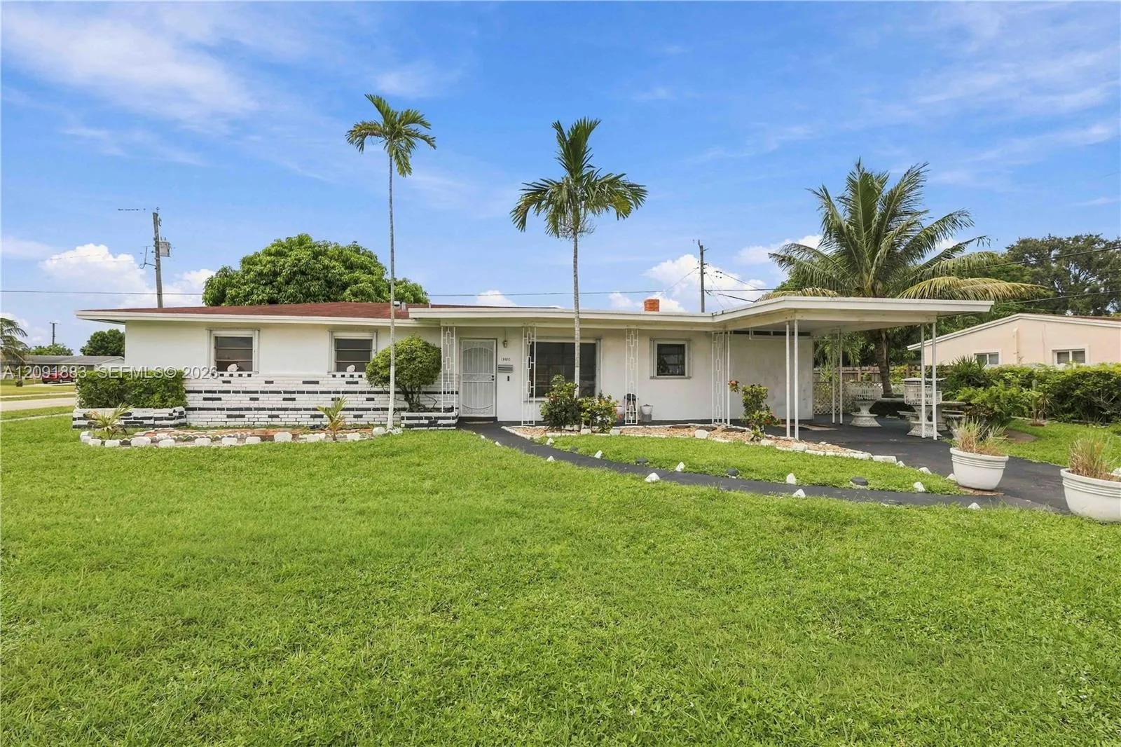 View details of listing 17100 NW 45th Court, Miami Gardens, FL 33055 Miami Gardens with MLS#